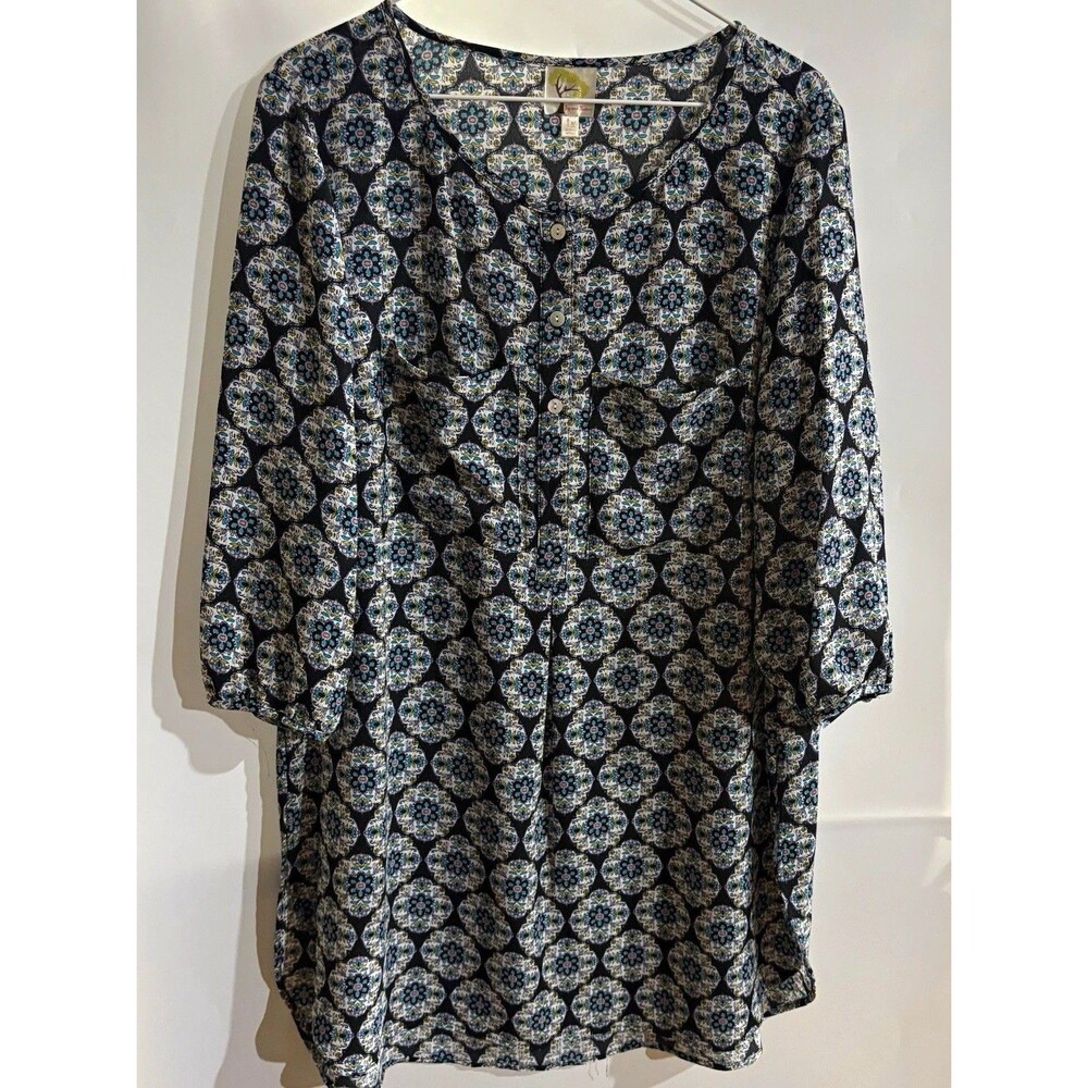 Fig and Flower Women’s Tunic 1X Blue/White Geometric V-Neck 3/4 Sleeve